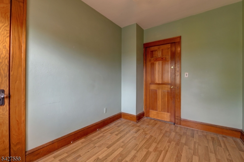 Lyncrest - Residential