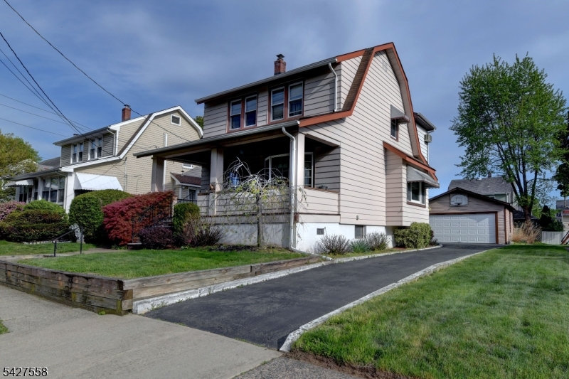 Lyncrest - Residential