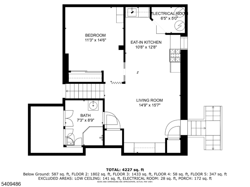 Main image without alt text