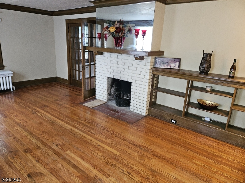 Tuxedo Park - Residential