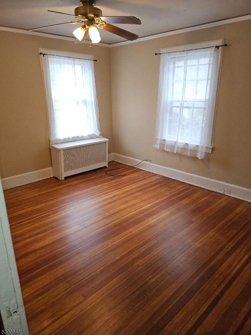 Tuxedo Park - Residential