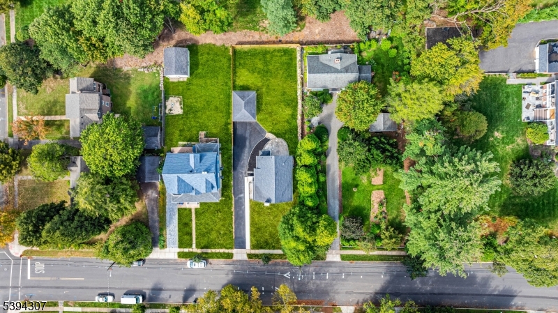 EAST END - Residential