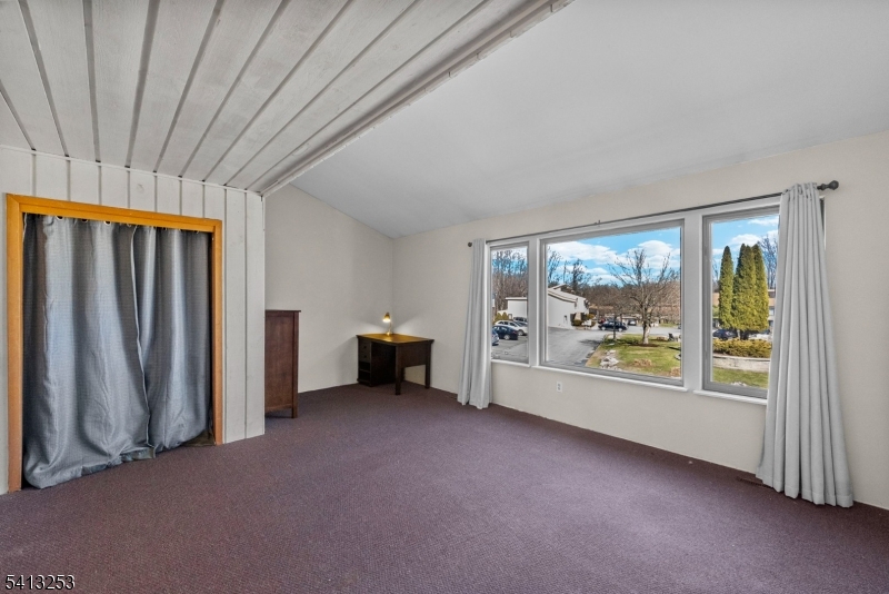 Rolling Hills - Residential