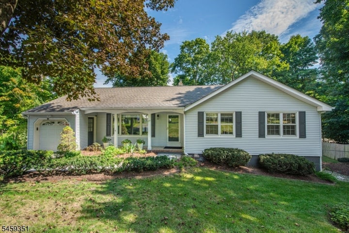 Photo 1 of 47 — 20 Byron Pl, Sparta Twp., NJ 07871