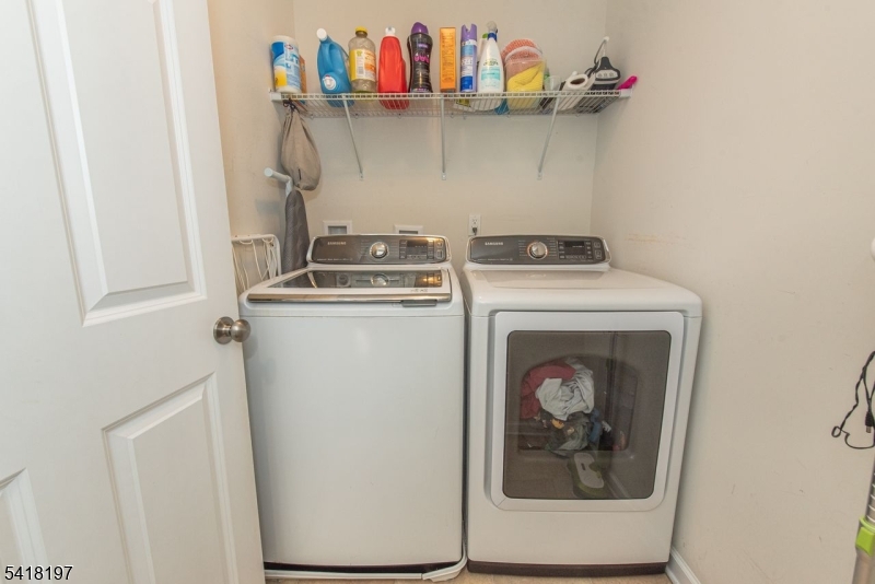 KENSINGTON SQUARE - Residential