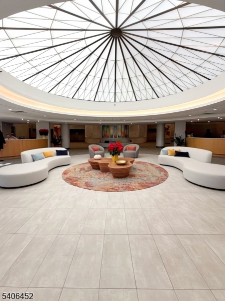 Crown View Manor - Residential