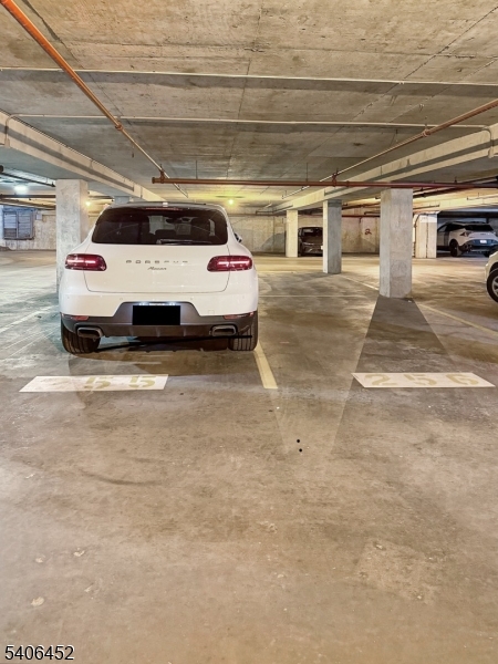 Crown View Manor - Residential