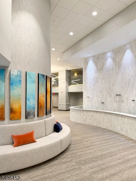 Crown View Manor - Residential