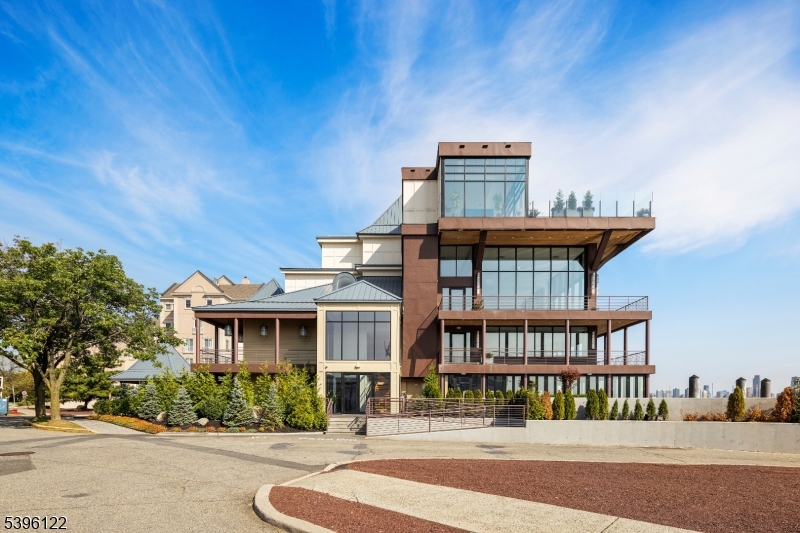 Port Liberte - Residential