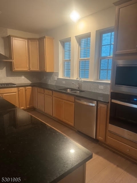 MASON RIDGE - Residential Lease