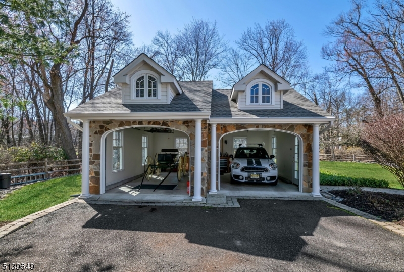 Shadow Lake - Residential