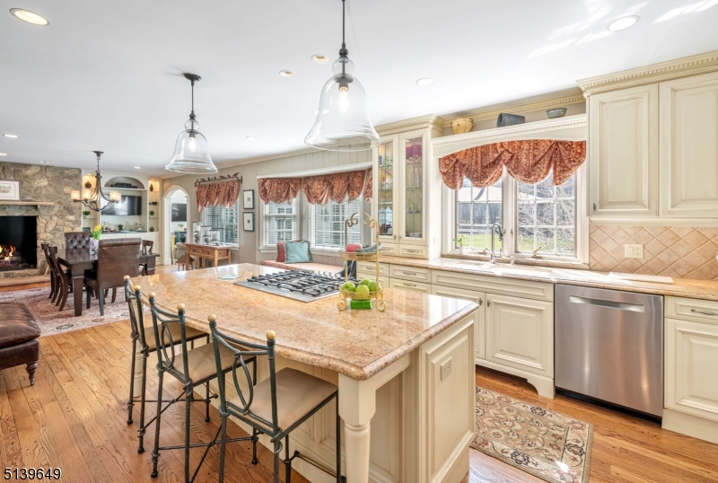 Shadow Lake - Residential