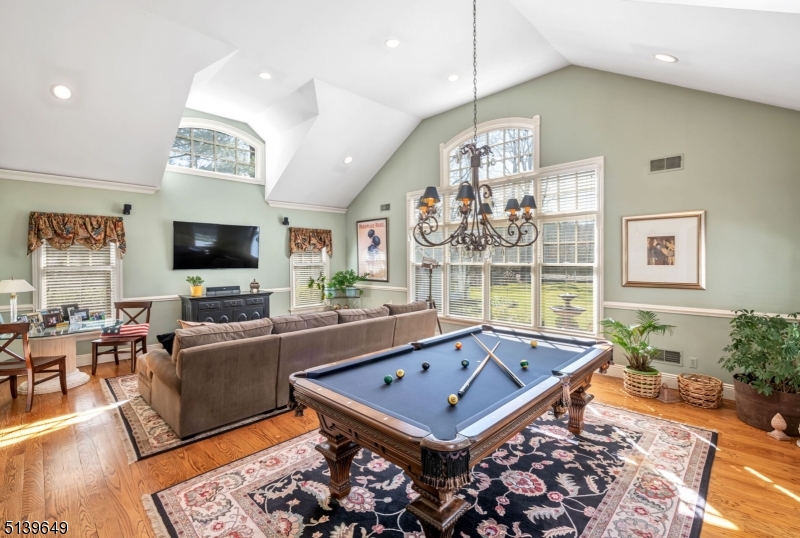 Shadow Lake - Residential