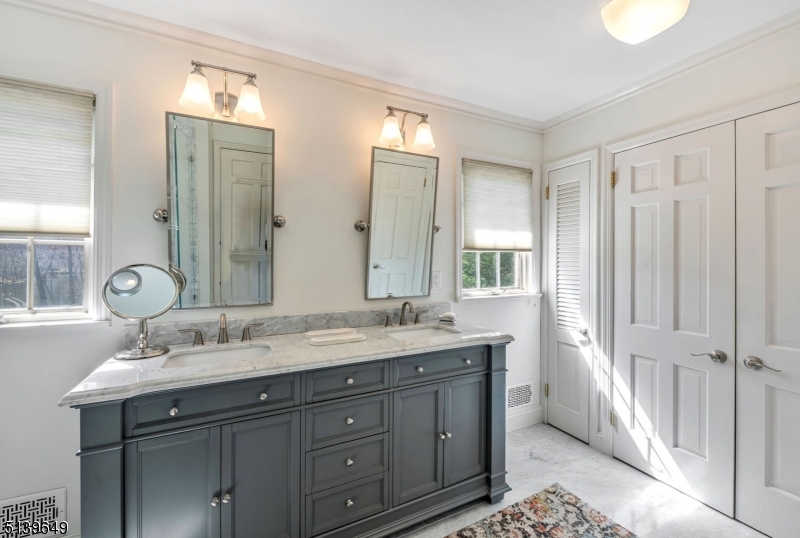 Shadow Lake - Residential