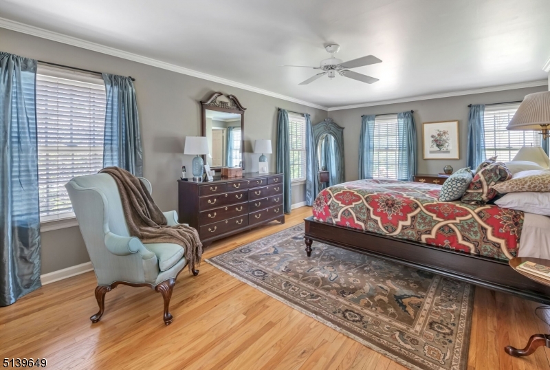 Shadow Lake - Residential