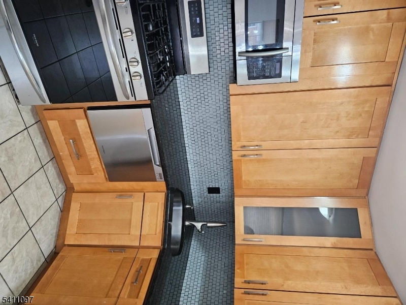 Valley Stream Apartments - Residential Lease