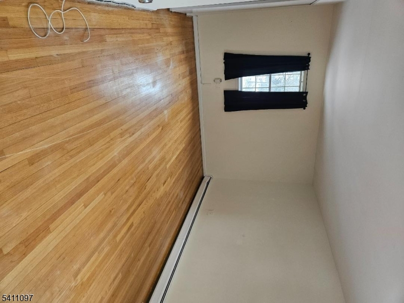 Valley Stream Apartments - Residential Lease