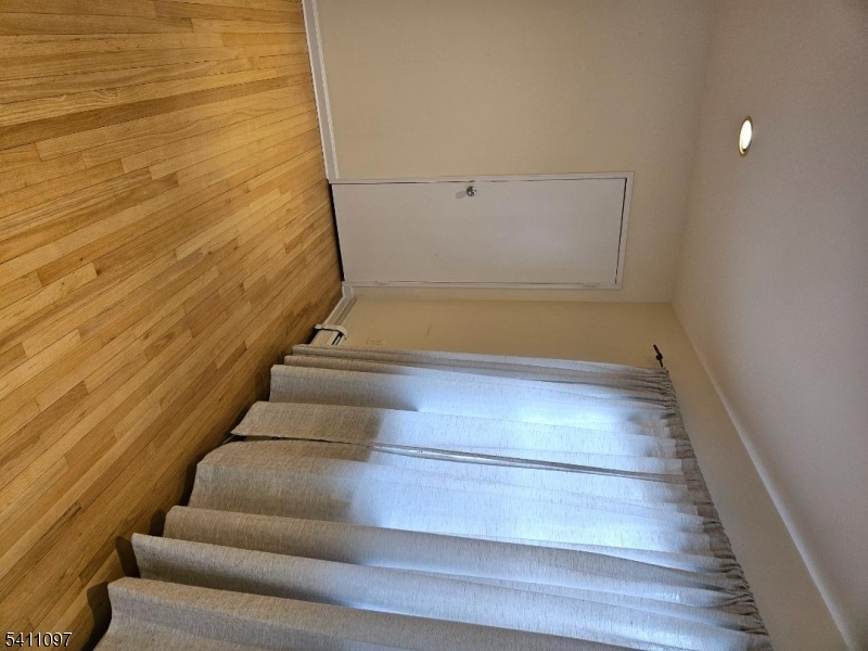 Valley Stream Apartments - Residential Lease