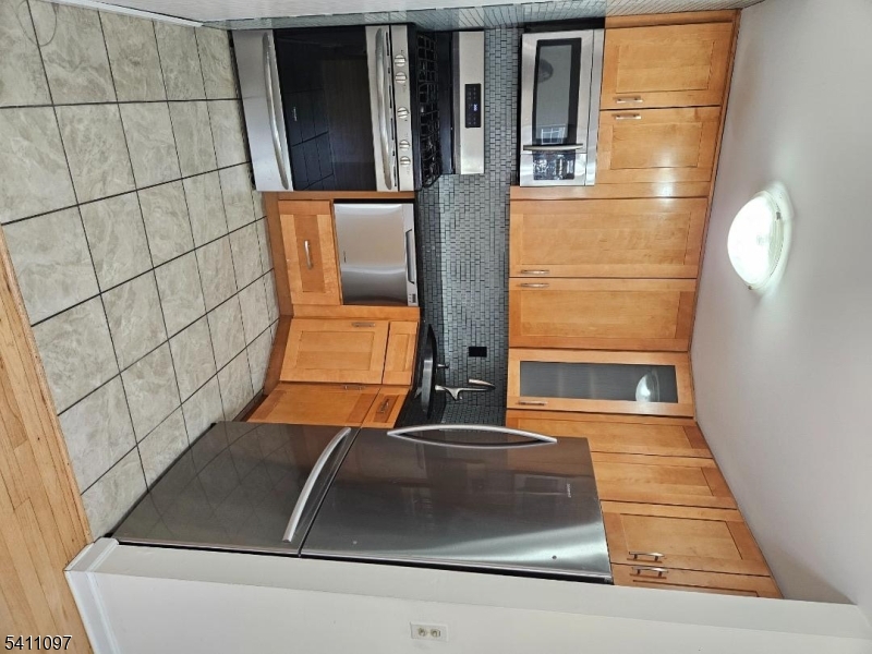 Valley Stream Apartments - Residential Lease