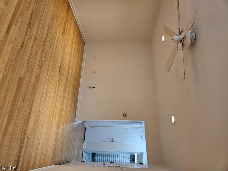 Valley Stream Apartments - Residential Lease