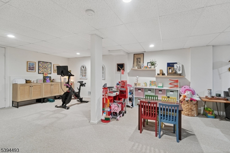 Crystal Woods - Residential