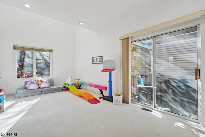 Crystal Woods - Residential