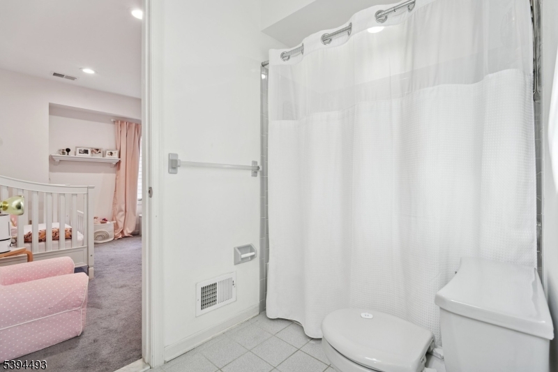 Crystal Woods - Residential