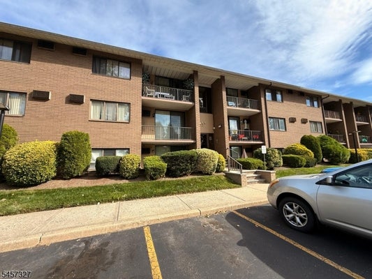 468 LIBERTY ST APT 201A, LITTLE FERRY, NJ 07643 - Image 8573b53c1923b08cedd952a12d8ebefd/692680240