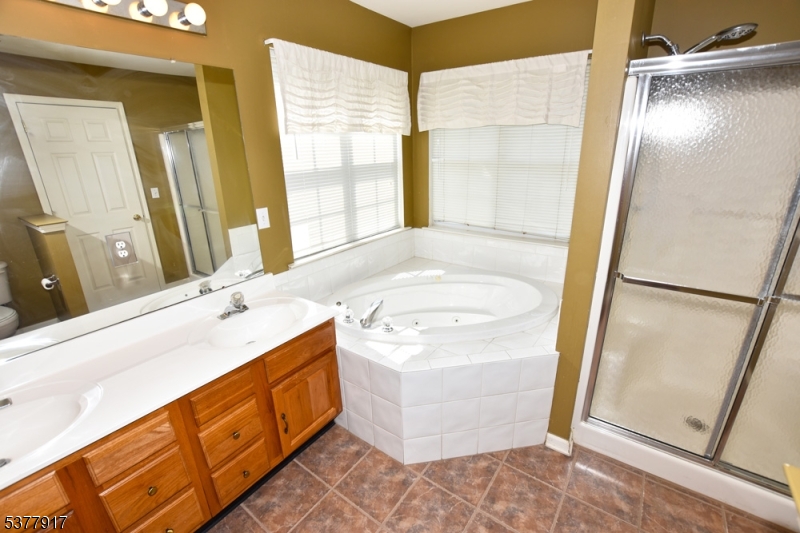 Boulder Ridge - Residential Lease