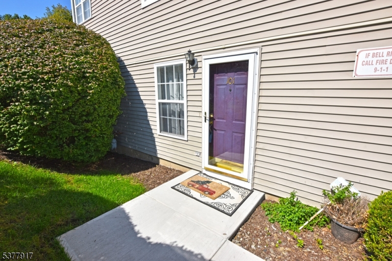 Boulder Ridge - Residential Lease