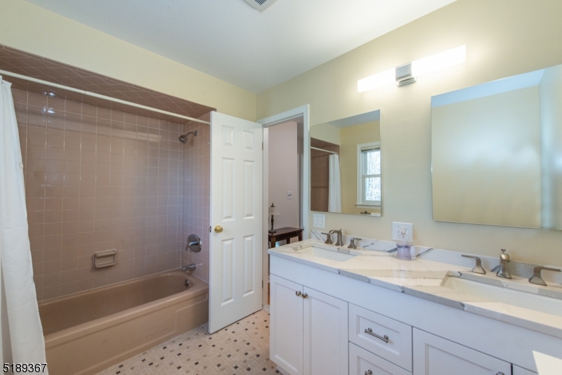 Shongum Lake - Residential