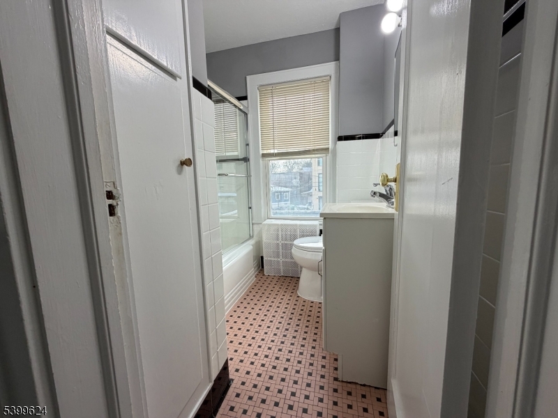 Maplewood Village - Residential Lease