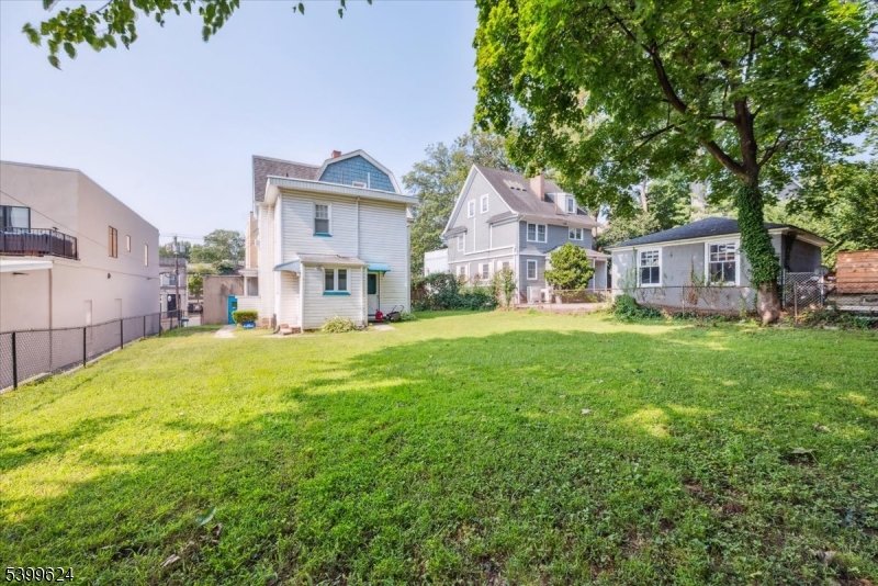 Maplewood Village - Residential Lease