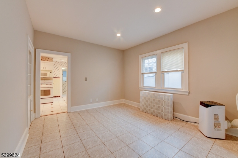 Maplewood Village - Residential Lease