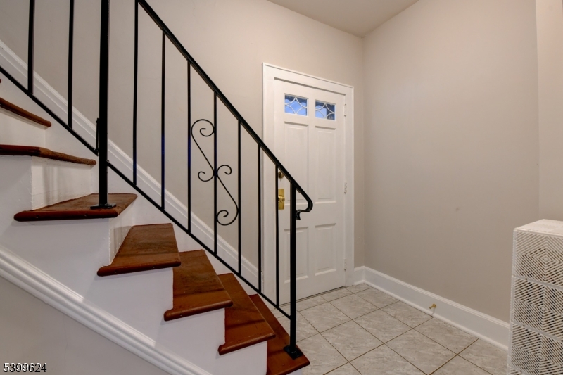 Maplewood Village - Residential Lease