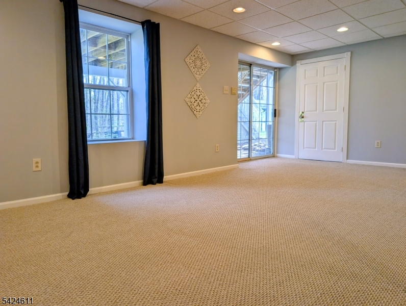 Woods Edge - Residential