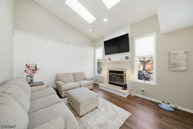 INDIAN FIELDS - Residential