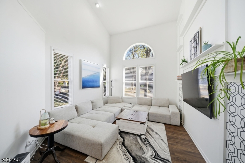 INDIAN FIELDS - Residential