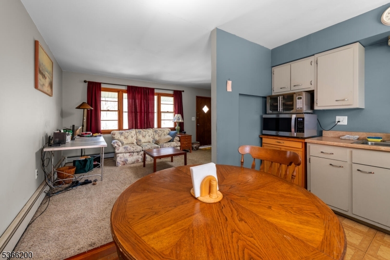 Barry Lakes - Residential