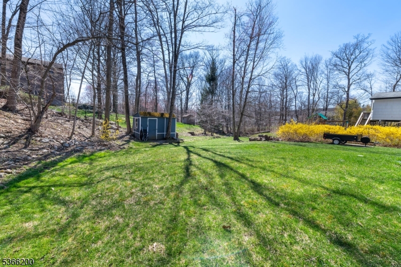 Barry Lakes - Residential