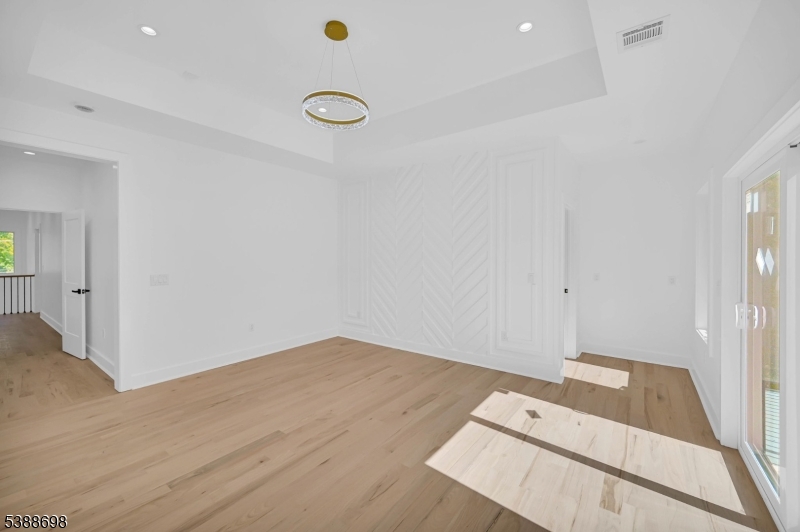 Hillside - Residential