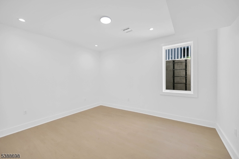 Hillside - Residential