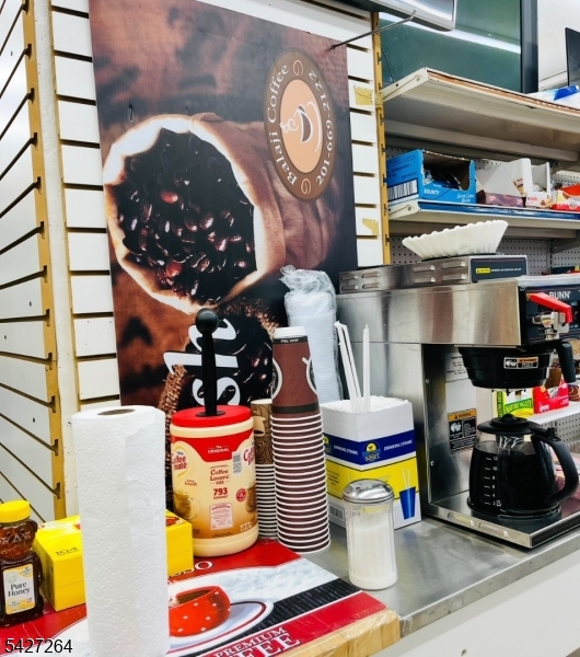 Downtown Newark - Commercial Sale