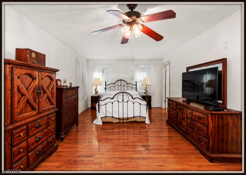 near KEMAH LAKE - Residential