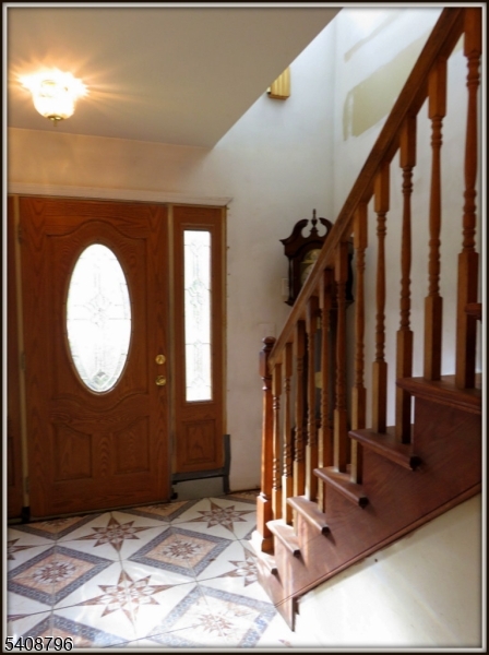 near KEMAH LAKE - Residential