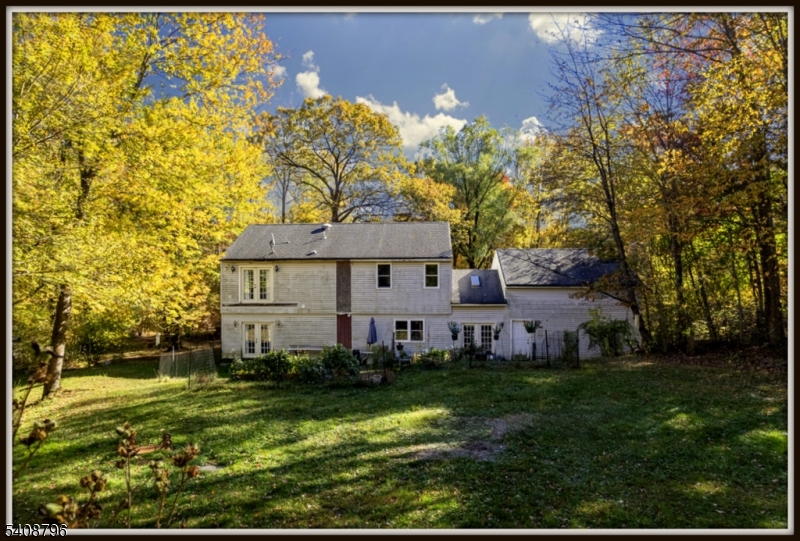 near KEMAH LAKE - Residential
