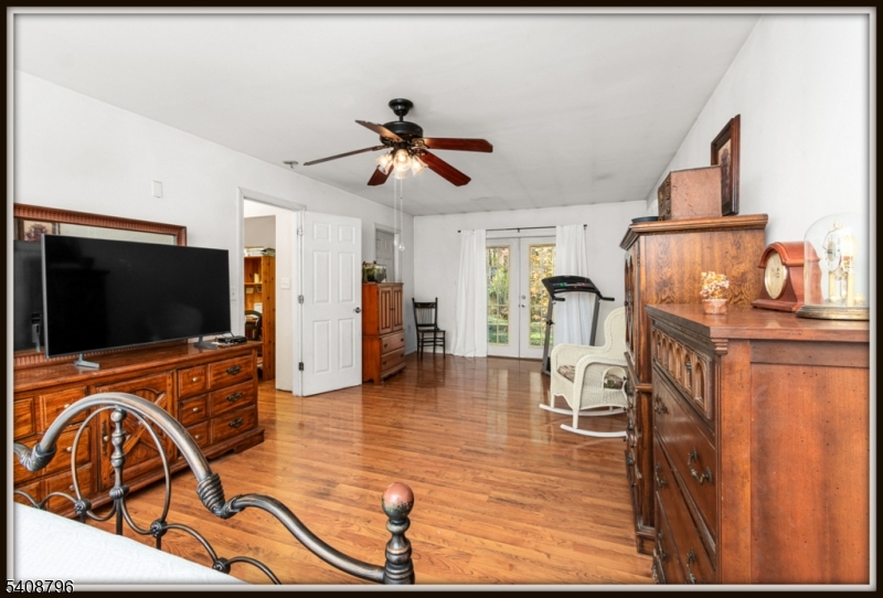 near KEMAH LAKE - Residential