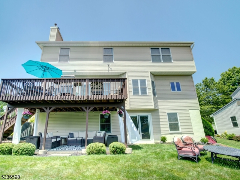 HUNTERS RIDGE - Residential