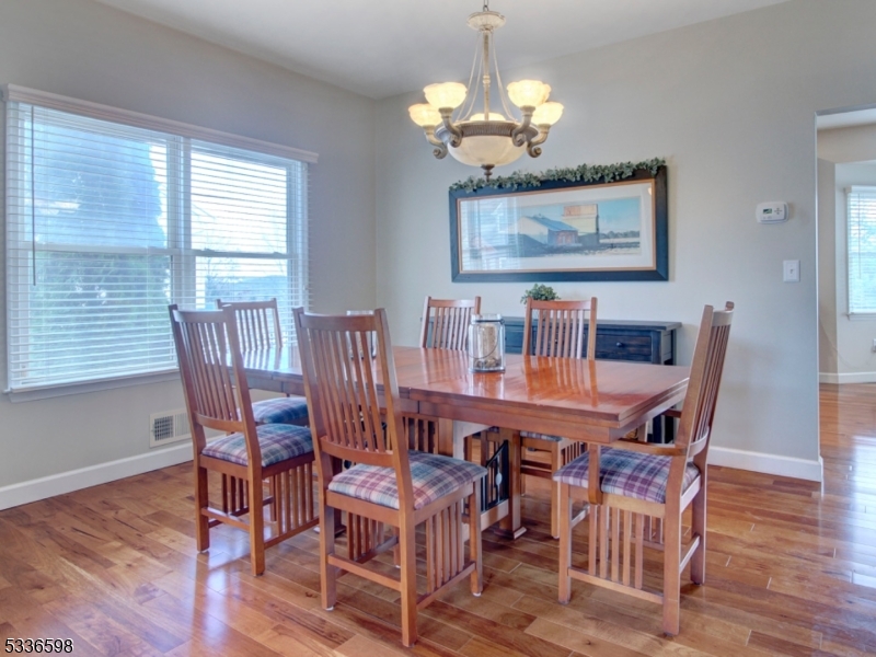 HUNTERS RIDGE - Residential