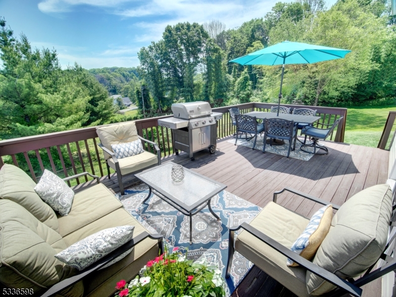 HUNTERS RIDGE - Residential